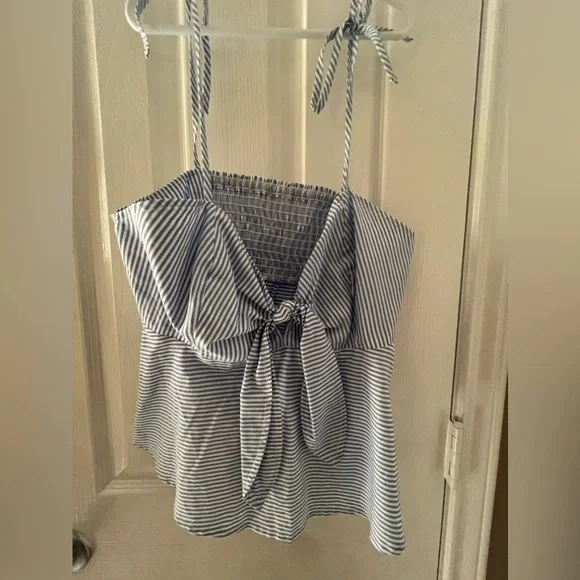 Maeve summery blue and white striped top with ties spaghetti straps, size 4 - Picture 2 of 5